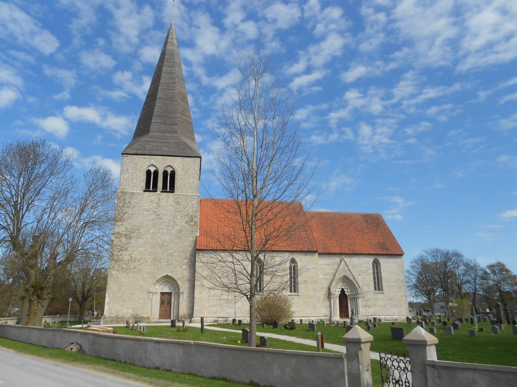 Bilden visar en kyrka