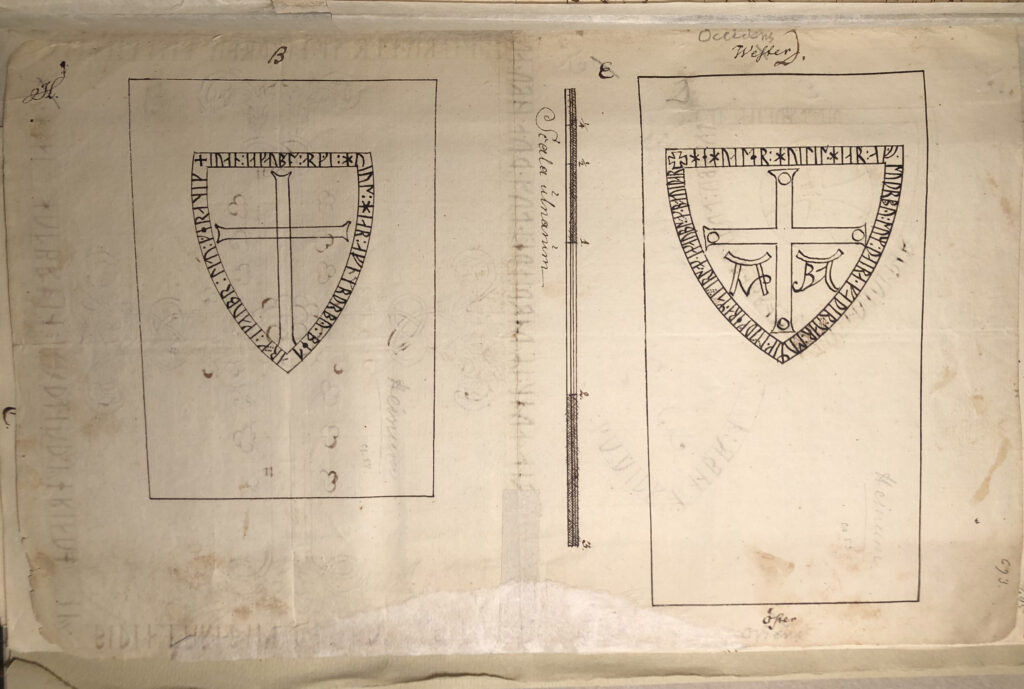 Bilden visar en handskriftssida med teckningar av två rektangulära gravhällar med runinskrifter i en sköldformig slinga.